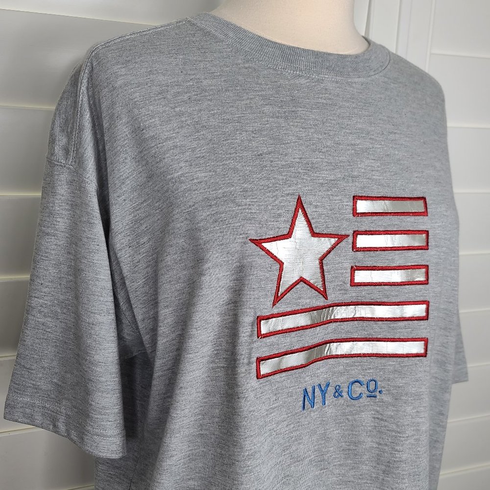NWT Lerner New York Embroidered American Flag Top
